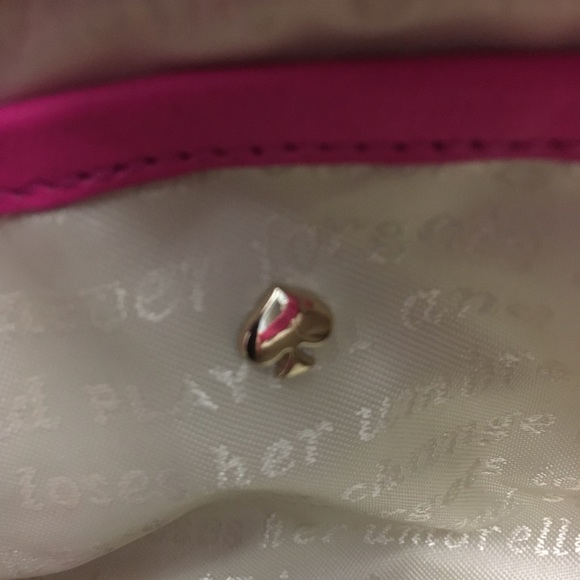 Kate Spade Crossbody Leather bag w gold hardware - Picture 8 of 8